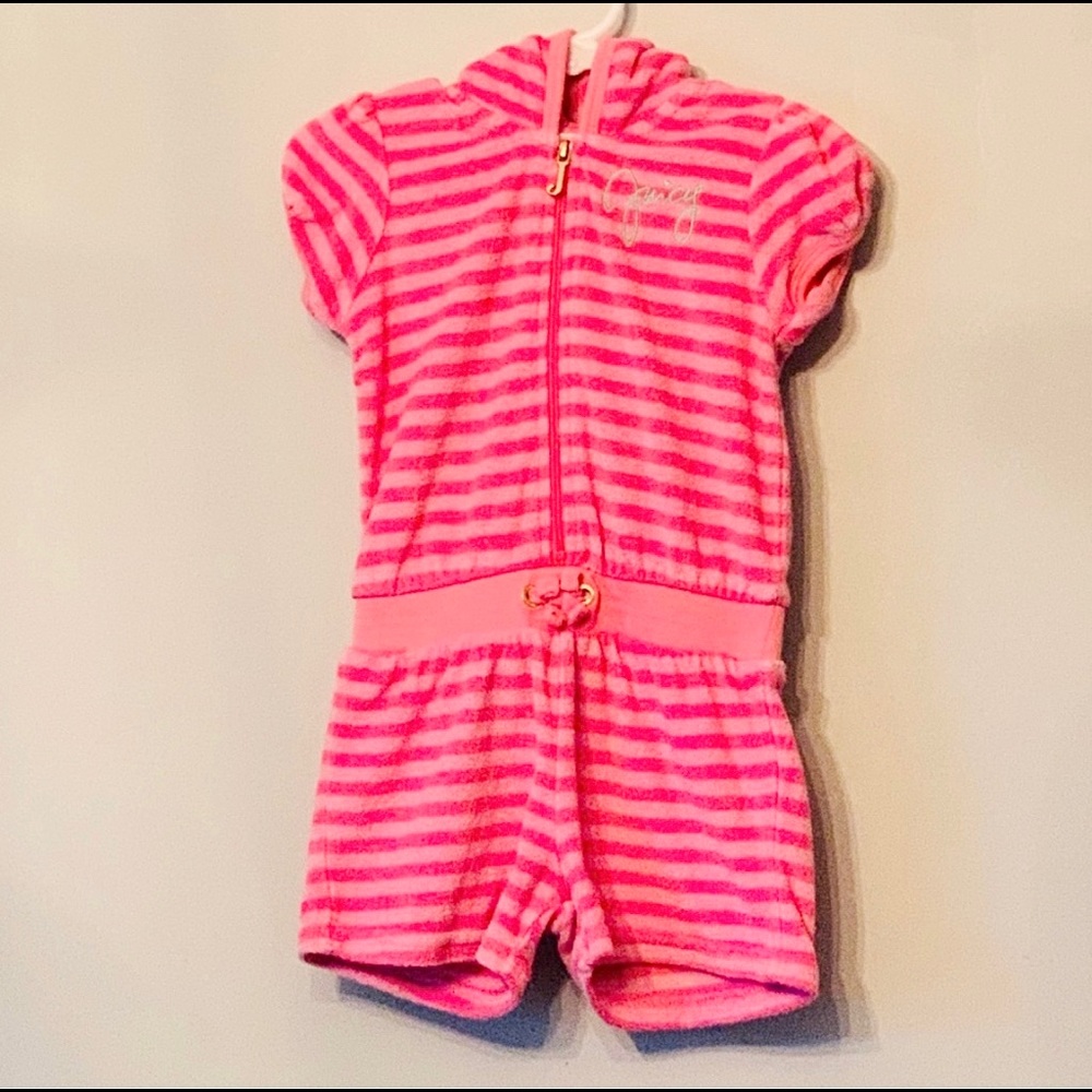 Juicy Couture Beach Cover - Picture 1 of 1